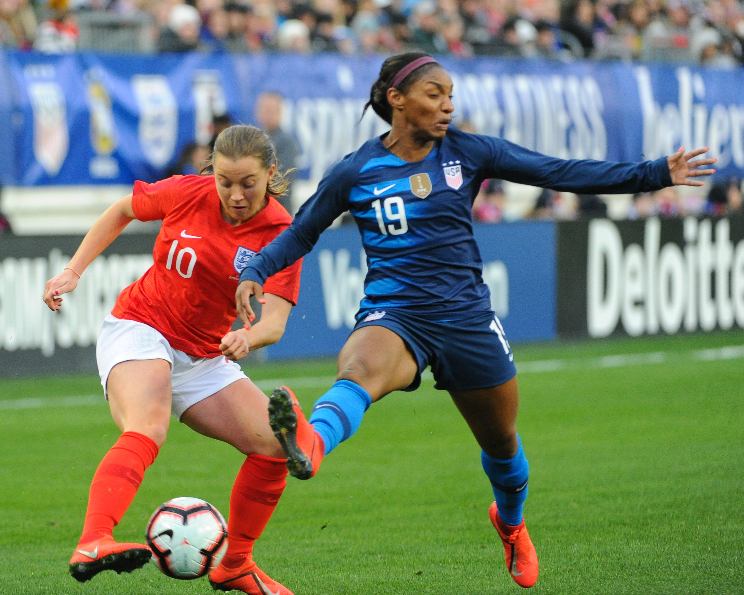 Crystal Dunn