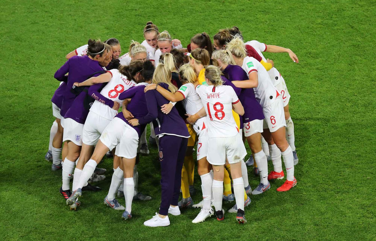 Lionesses donate to #PlayersTogether