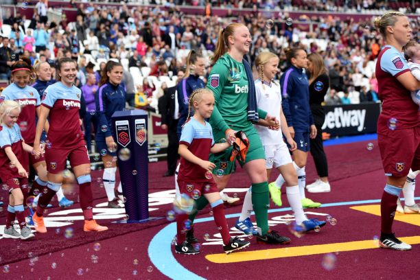 Platers walkout at London Stadium