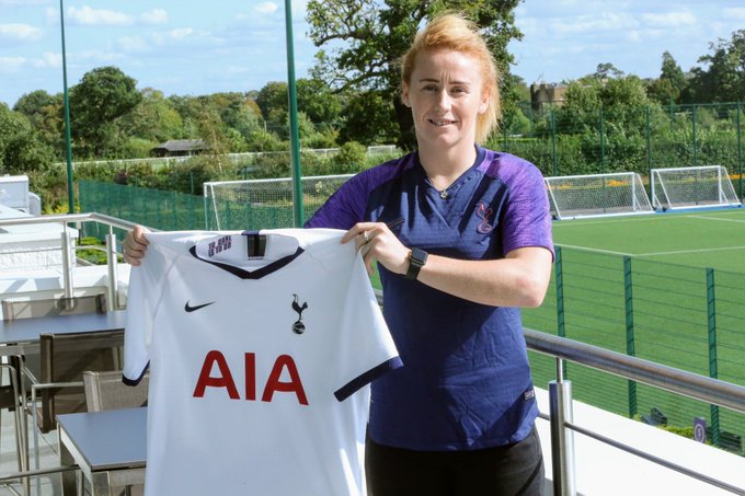 Rachel Furness signs for Spurs