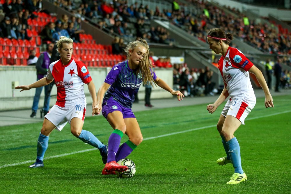 Arsenal 3-0 Slavia Prague: Nikita Parris scores early opener in victory -  BBC Sport