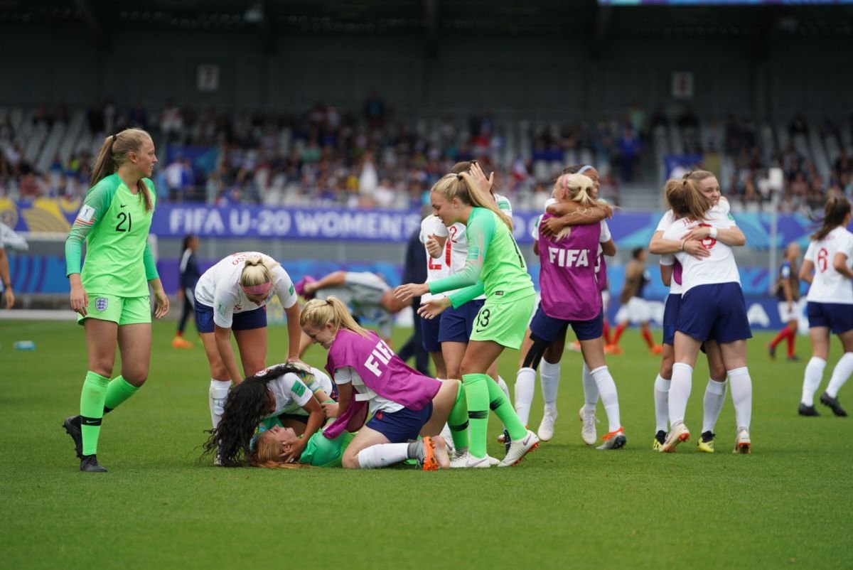 England celebrate 3rd place at U-20 World Cup in 2018