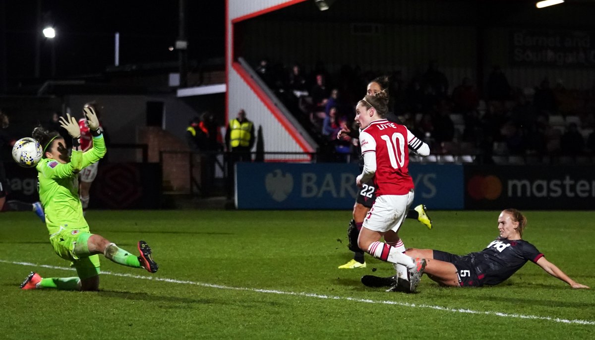 Kim Little scores to send Arsenal into Conti Cup semis