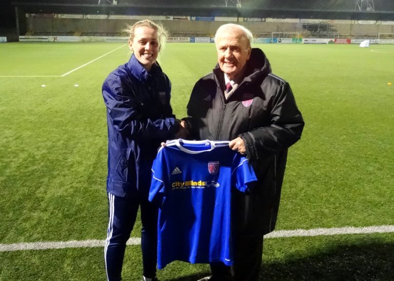 Jade Lindsay signs for Forfar