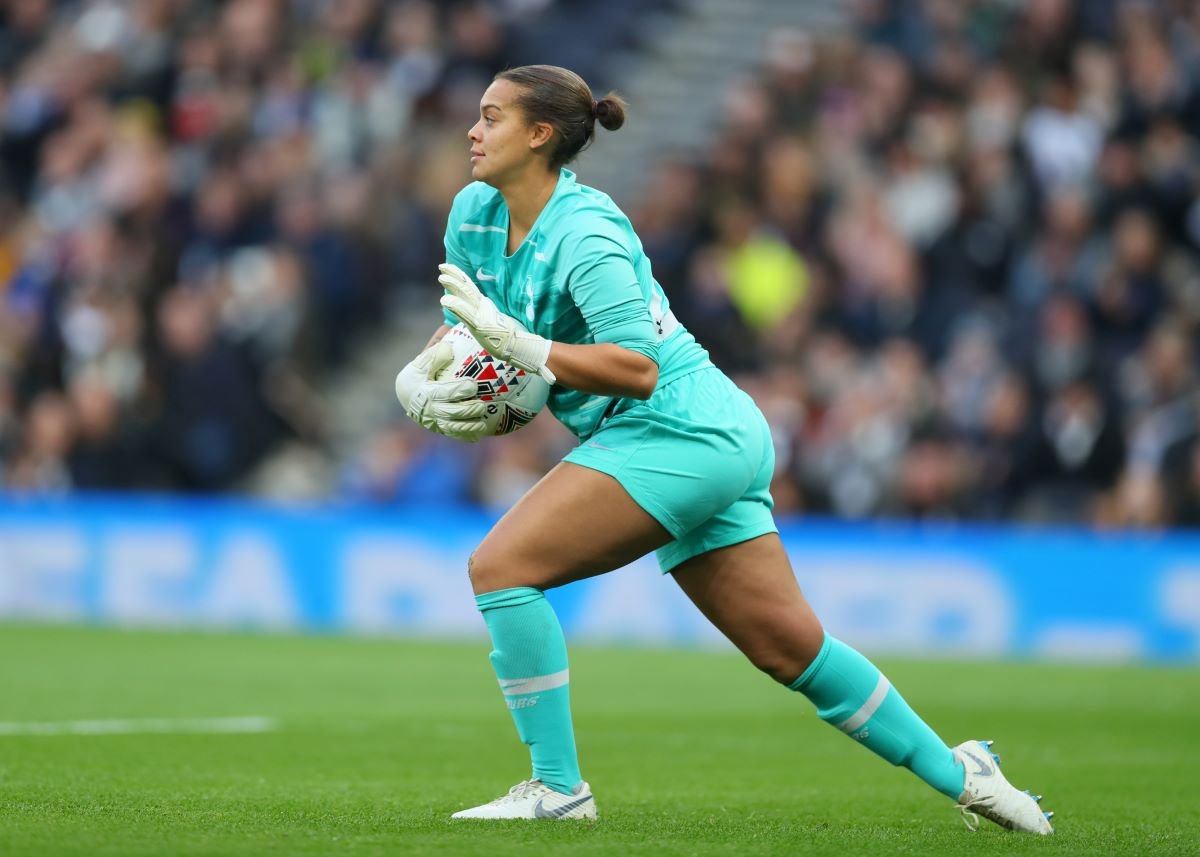 Spurs goalkeeper Becky Spencer