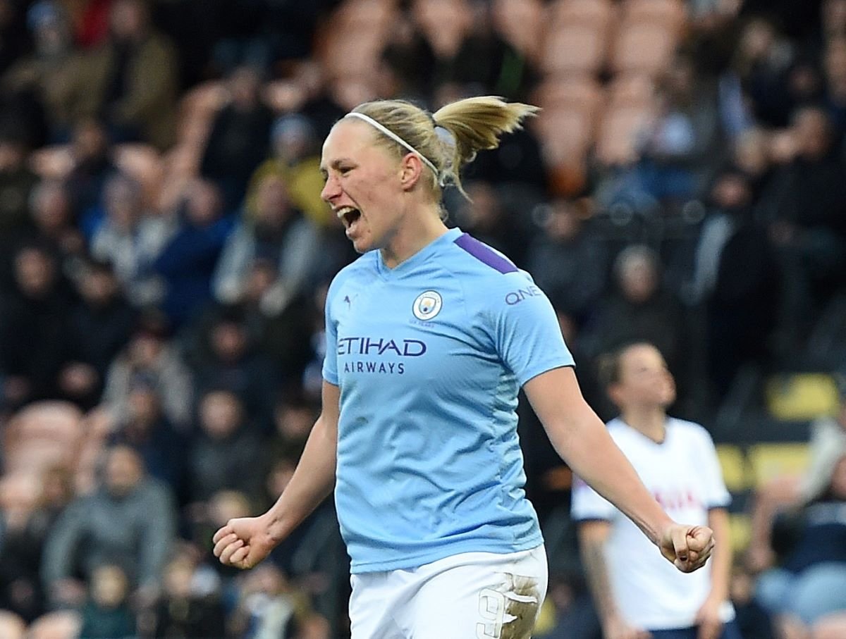 Pauline Bremer leaves Man City