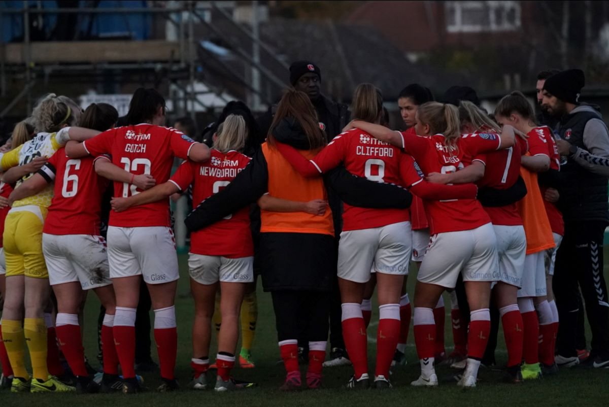 Charlton Athletic huddle