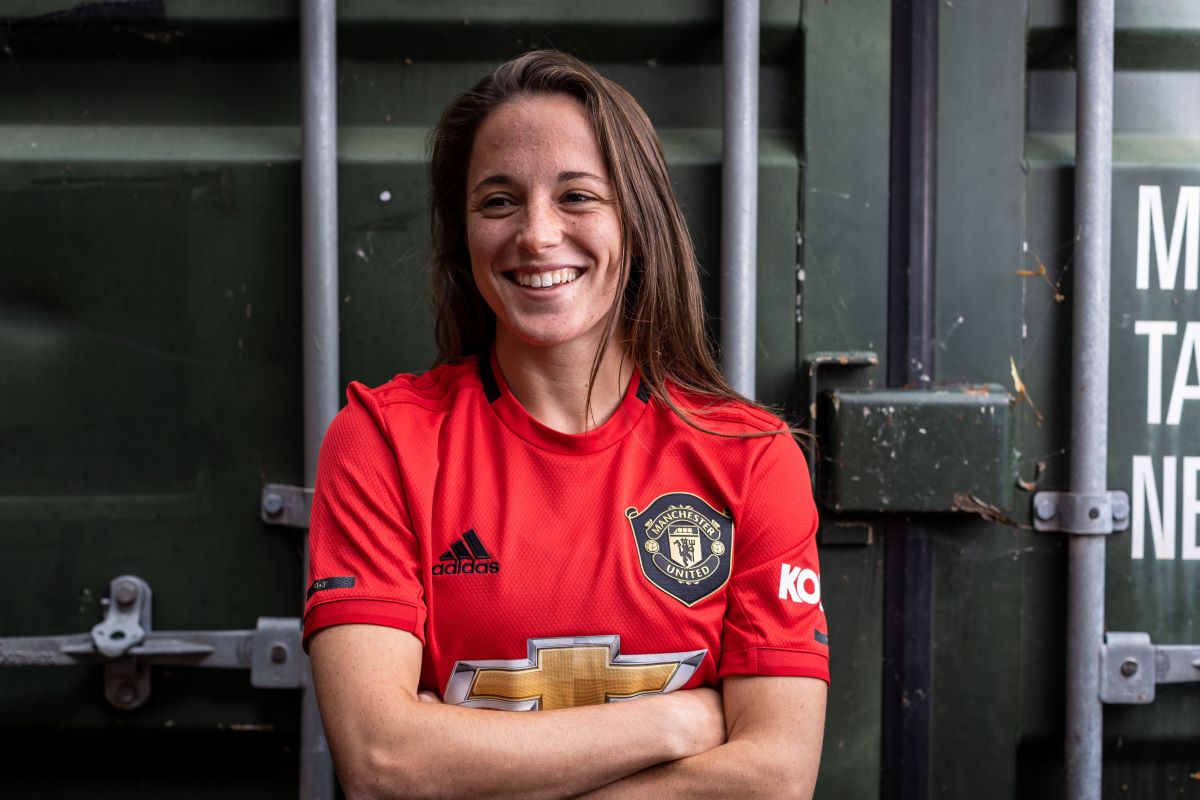 Spain International Attacker Joins Manchester United Women