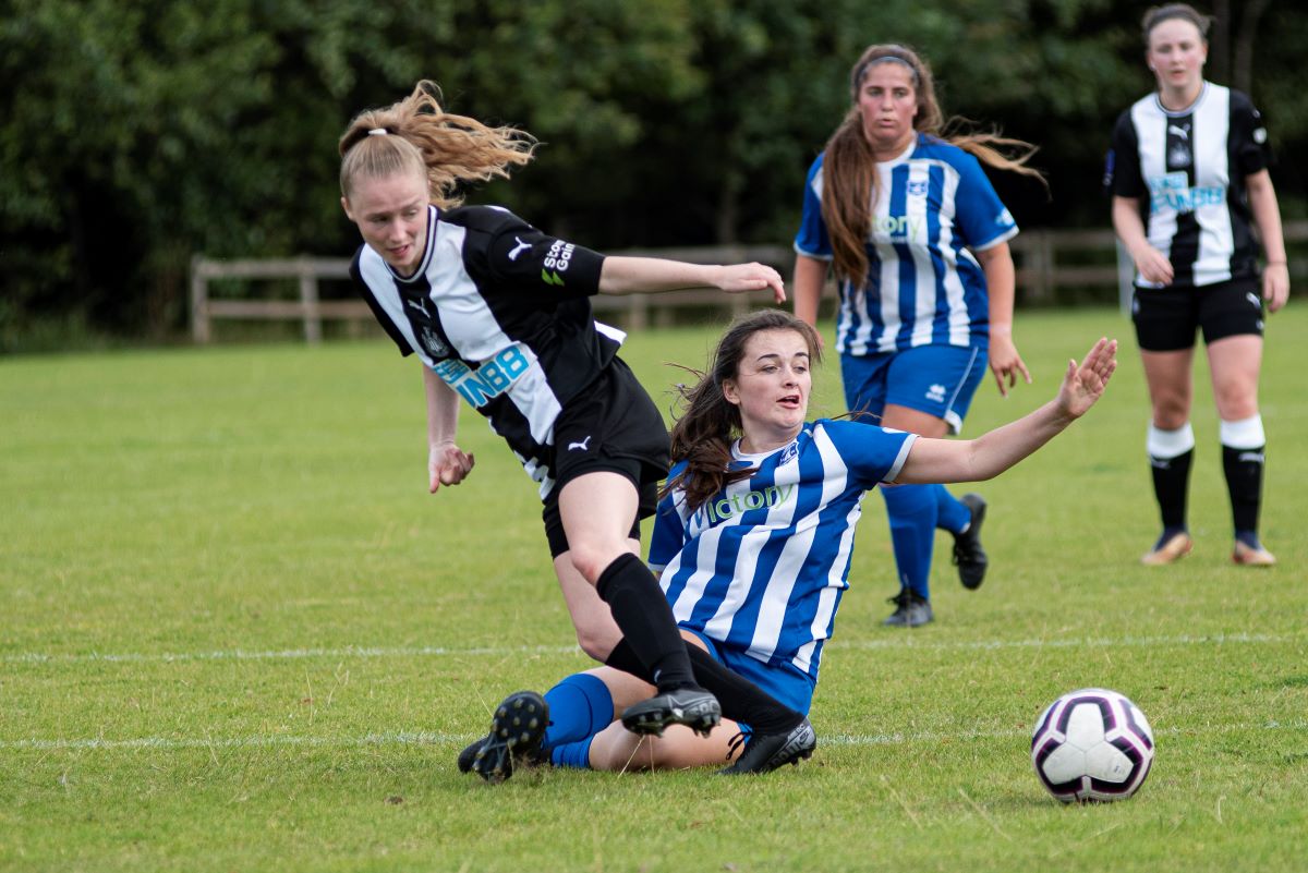 Newcastle United beat Wroxham 4-1