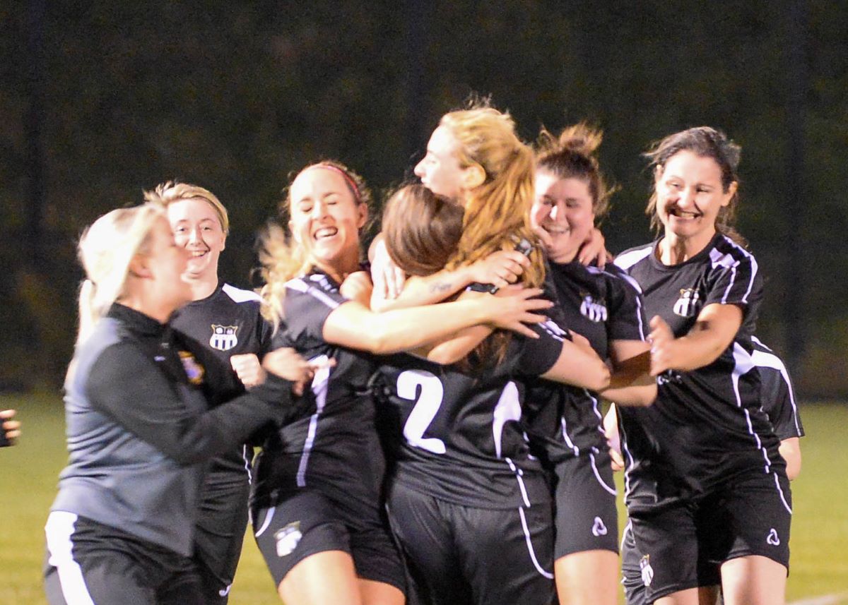 Ballymacash Young Ladies won on penalties