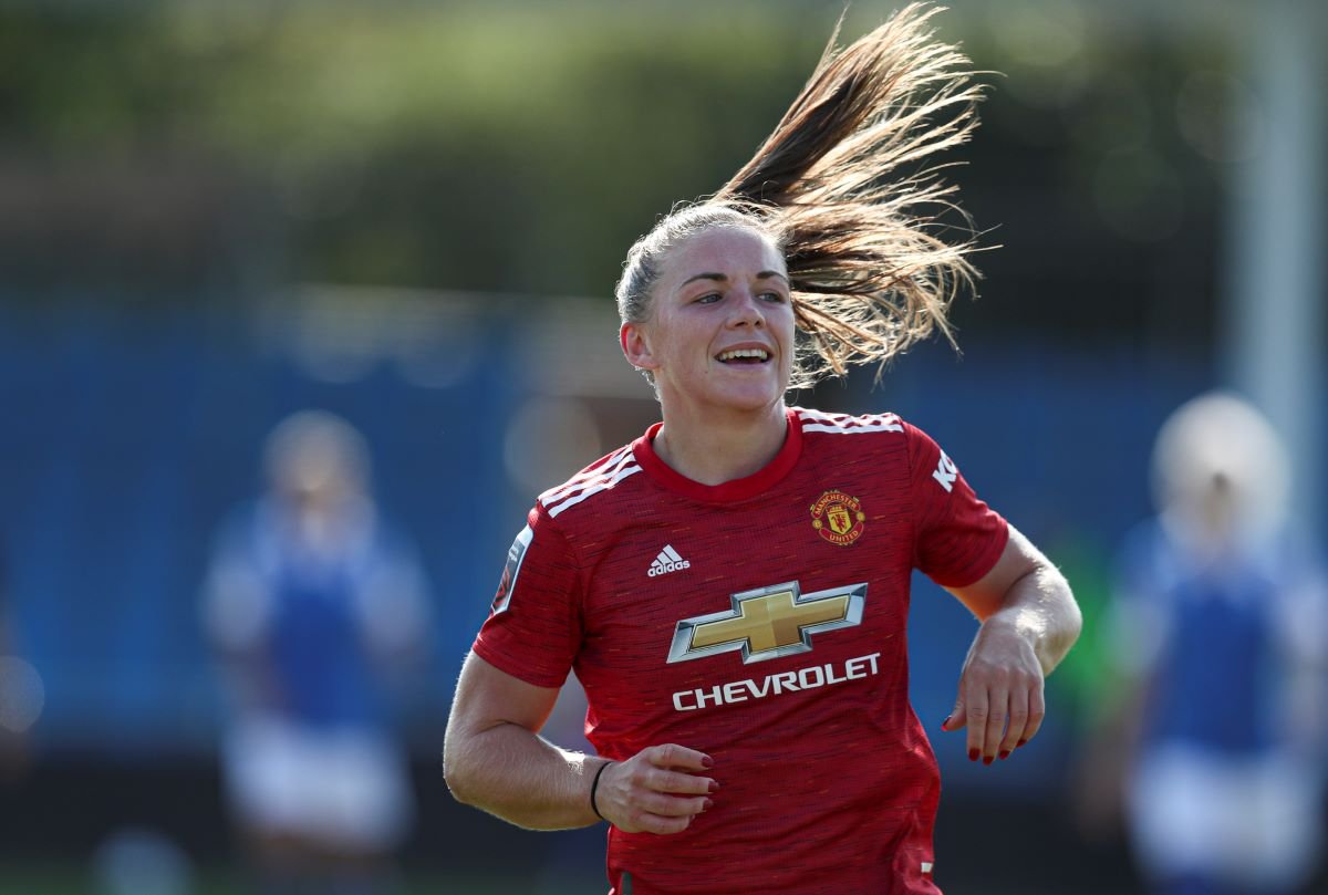 Man Utd's two-goal Kirsty Hanson