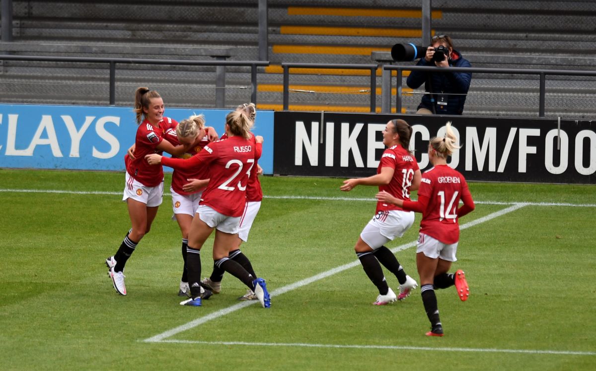 Man Utd celebrate Millie Turner goal