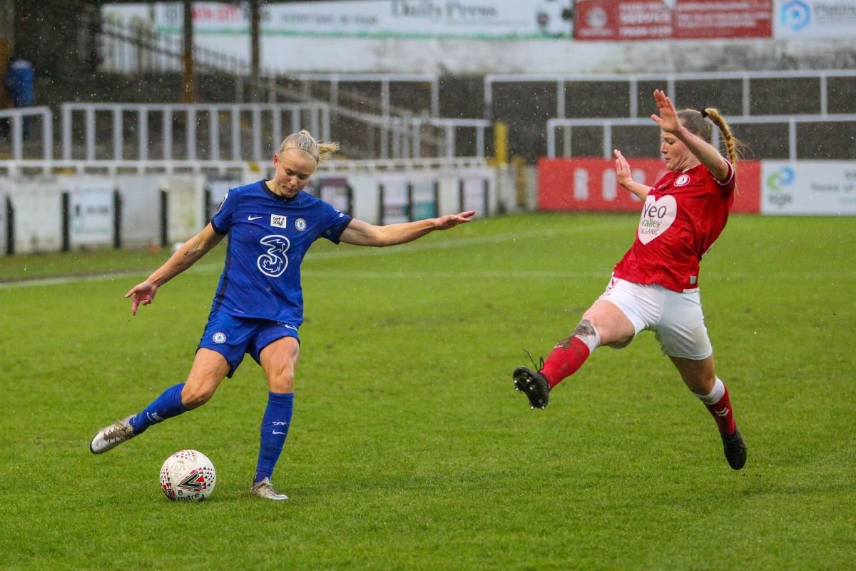 Pernille Harder was among the goals for Chelsea