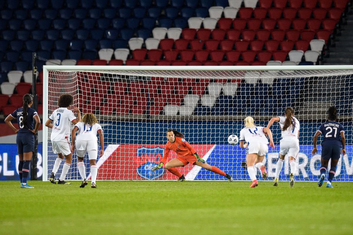 Lyon's Wendie renard scores from the spot