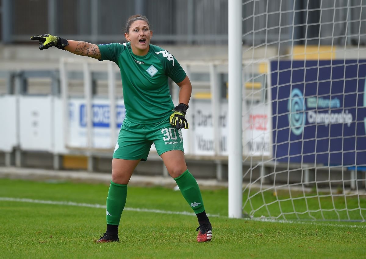 London City Lionesses goalkeeper Shae Yanez signs new contract