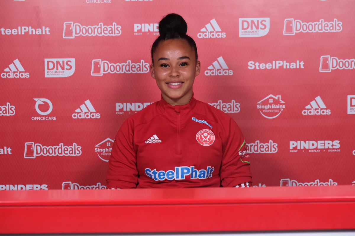 Tamara Wilcock stays with Sheffield United