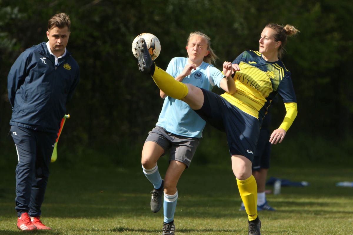 Woodley Utd v Moneyfields