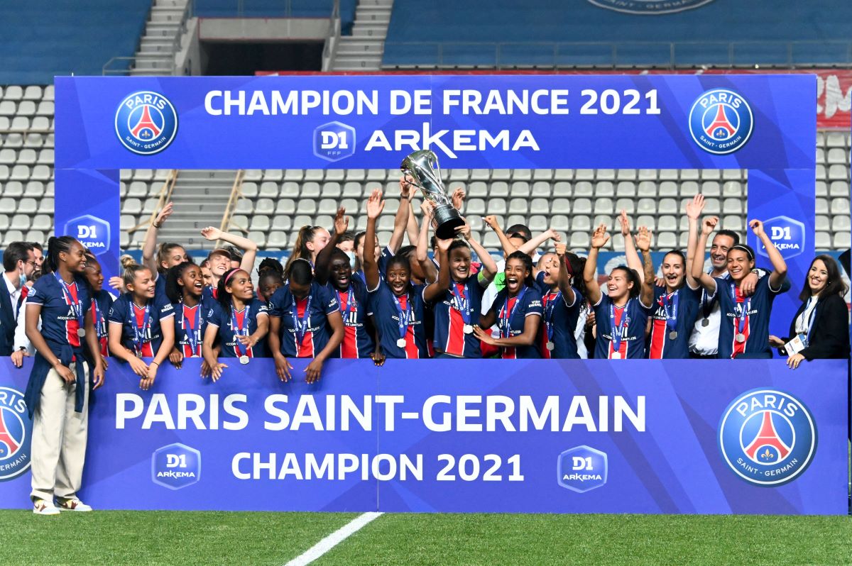 PSG Féminines end Lyon's 14year reign as French champions  SheKicks