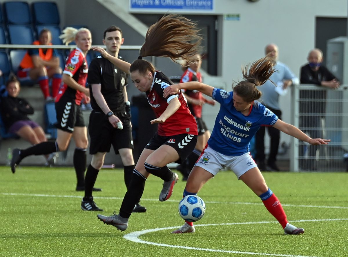 Linfield v Crusaders Strikers