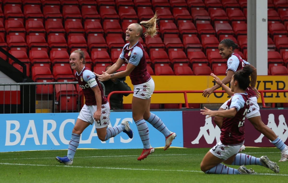 Remi Allen celebrates her goal