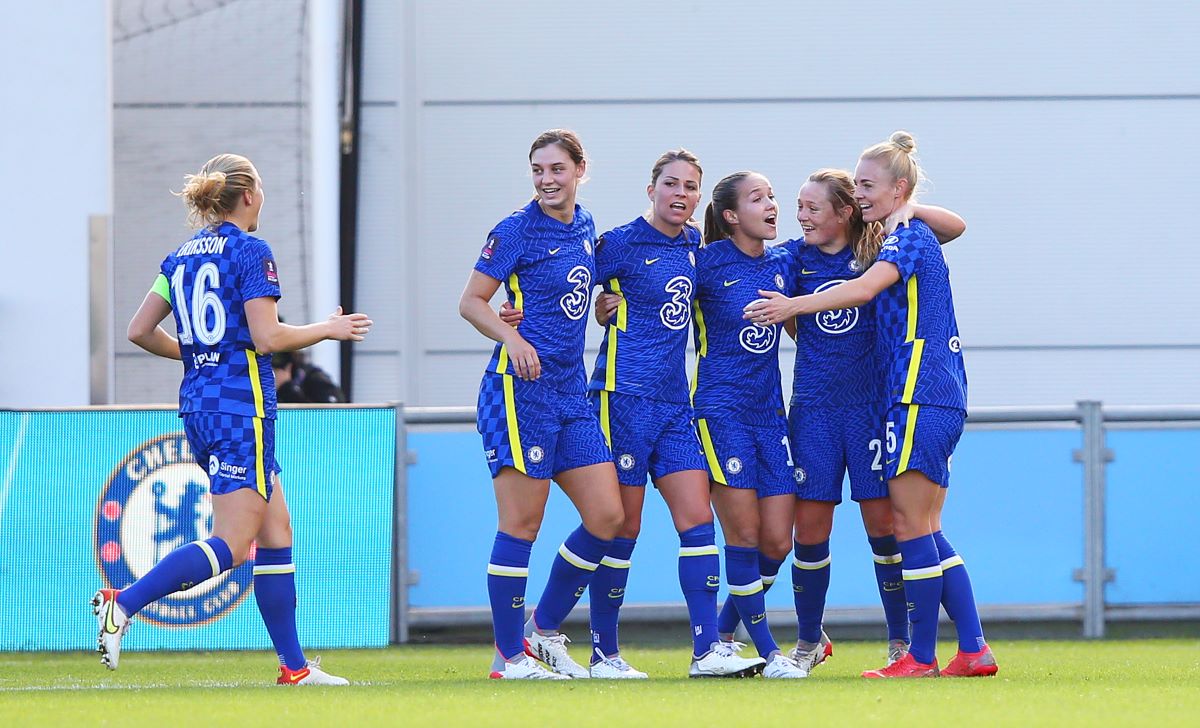 Erin Cuthbert celebrates her goal for Chelsea