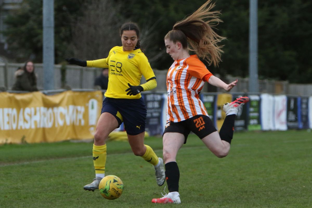 Ashford Town (MIddlesex) eliminated Oxford United