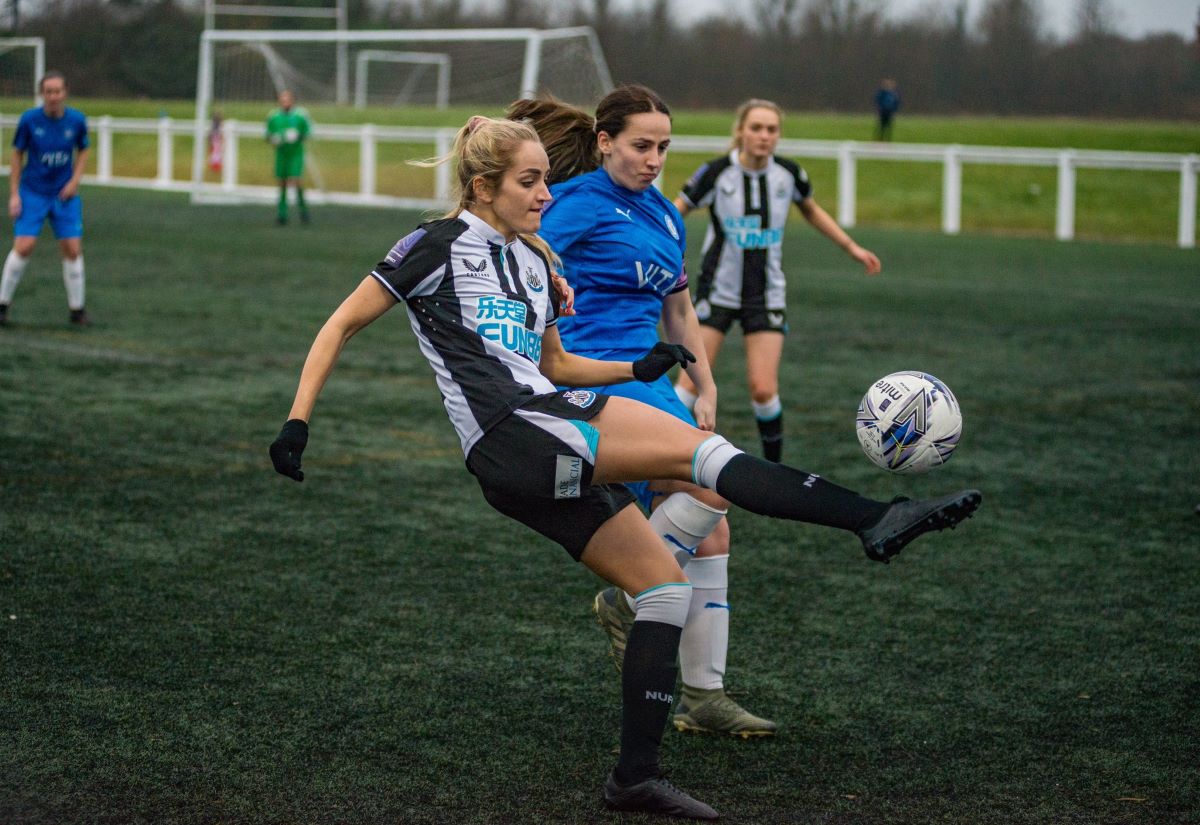 Newcastle Utd defeated Stockport County