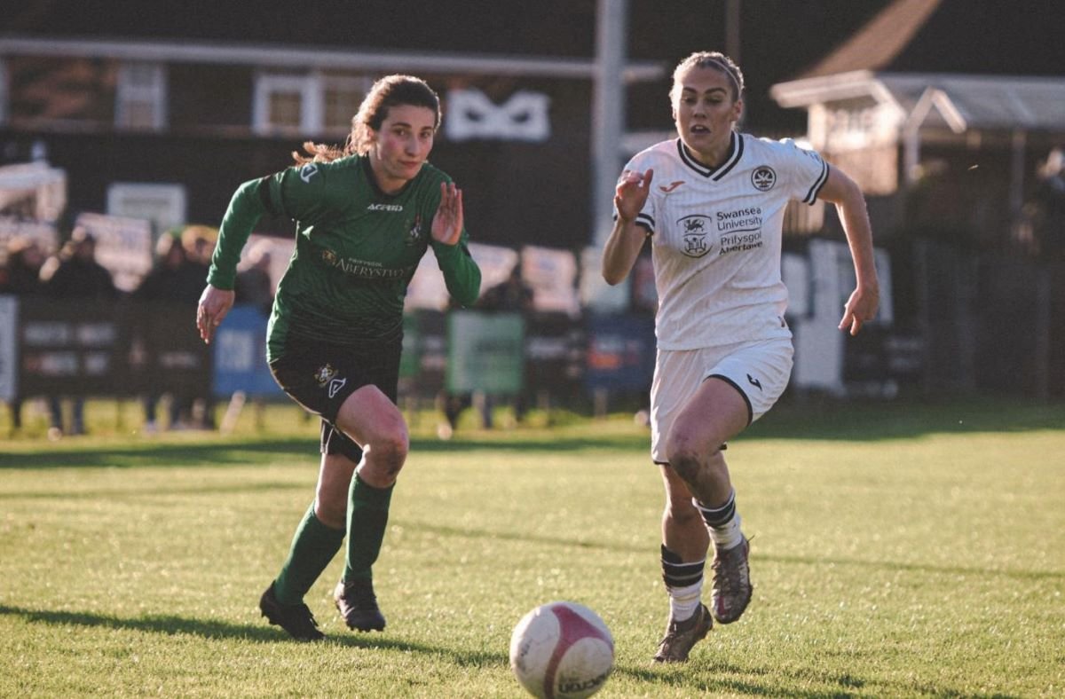 Swansea City held by Aberystwyth Town