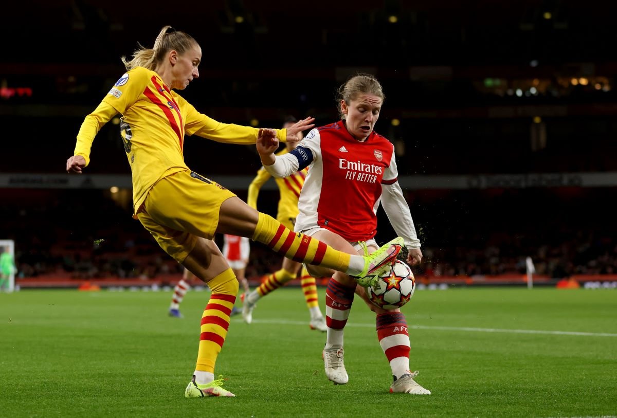 Barcelona beat Arsenal at the Emirates