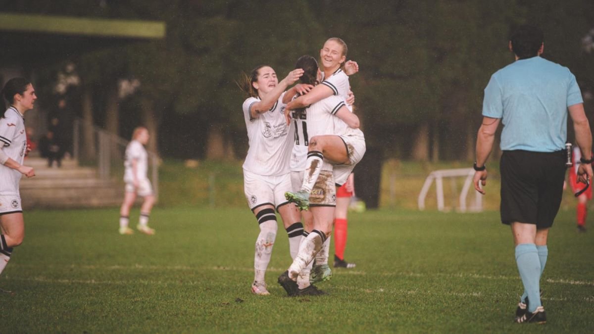 Swansea City reached FA of Wales Women's Cup semi-finals