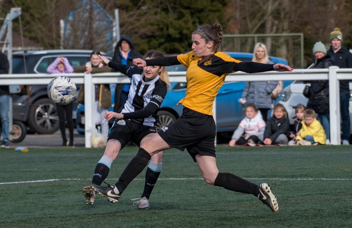 Newcastle United venció 4-0 a Norton