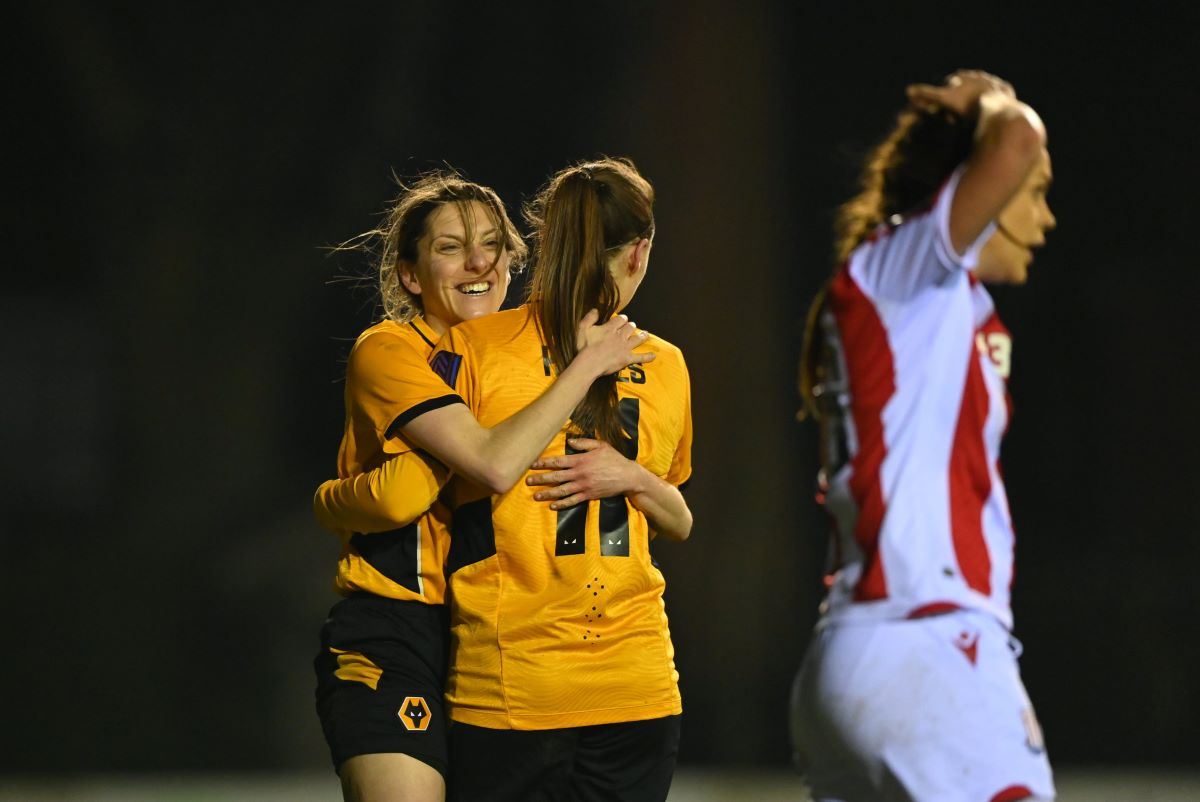 Wolves encabezan FAWNL Northern Premier