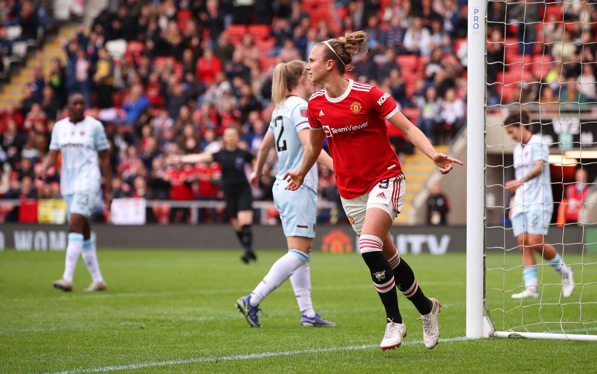 Manchester United beat West am to go back ito third in the WSL