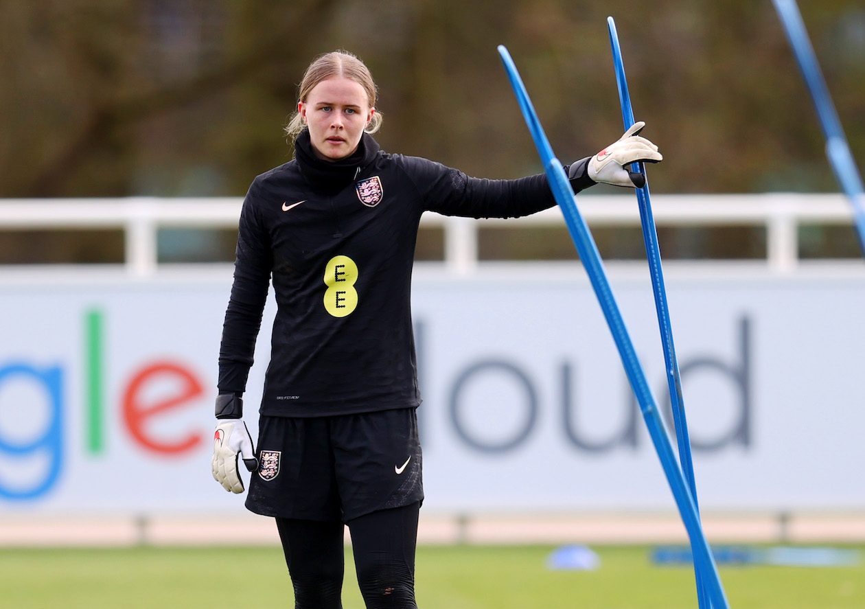 England No 1 for Euro 2025 Hannah Hampton