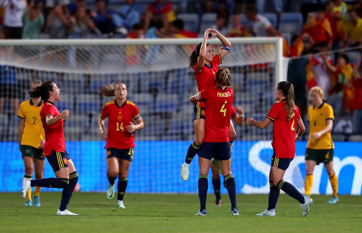 Spain thrashed Australia 7-0