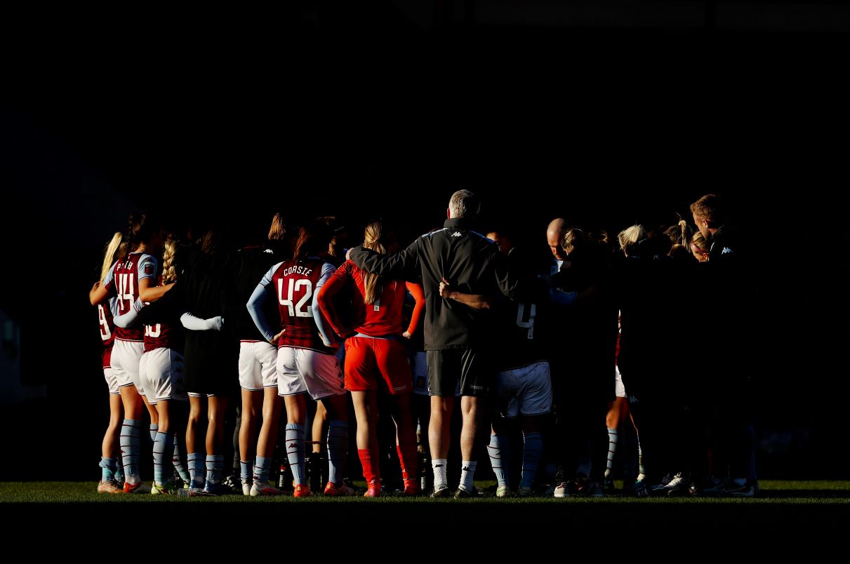 Aston Villa rumbo a Marbella