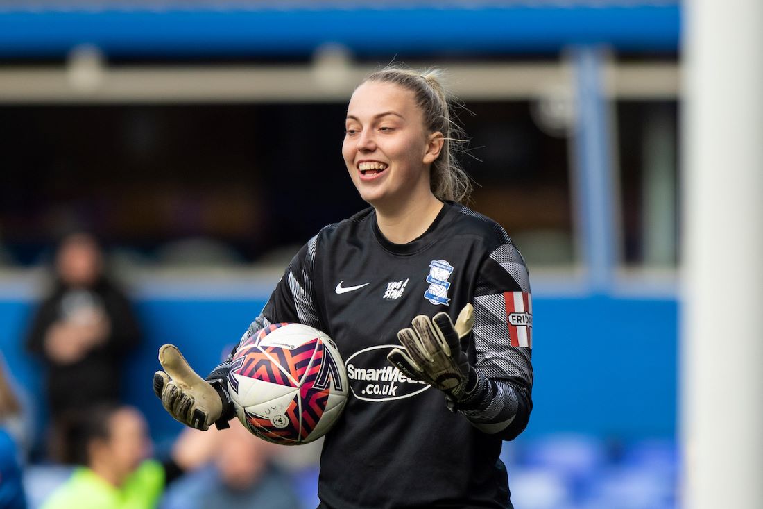 England and Everton new goalkeeper kit - Picture