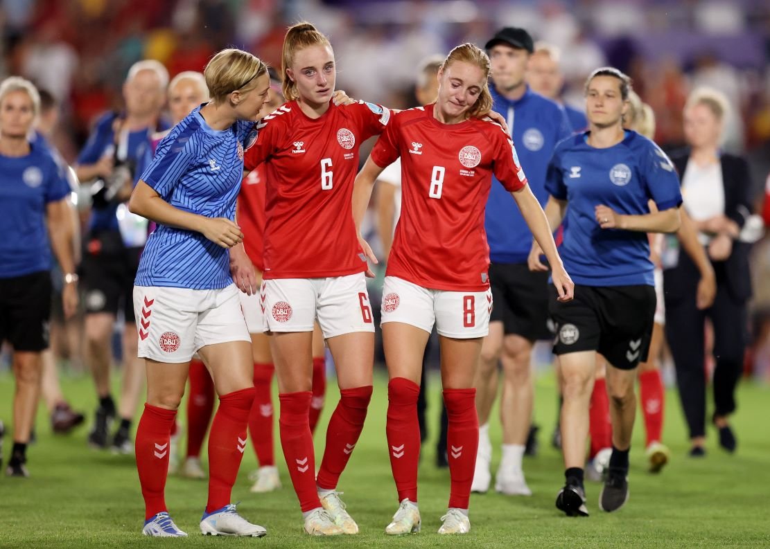 Everton's new signings, Karen Holmgaard and Sara Holmgaard