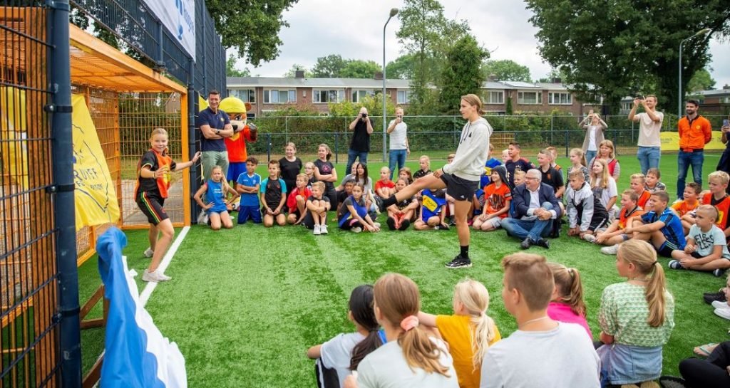 Vivianne Miedema Opens Her Own Cruyff Court Shekicks