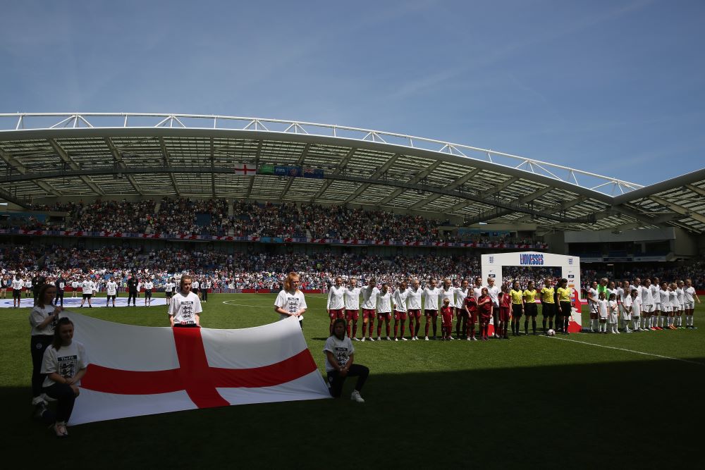 England Women se utkají s Českou republikou v Brightonu