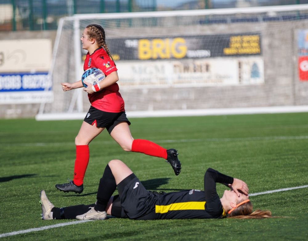 Queen's Park levelled late on at East Fife.