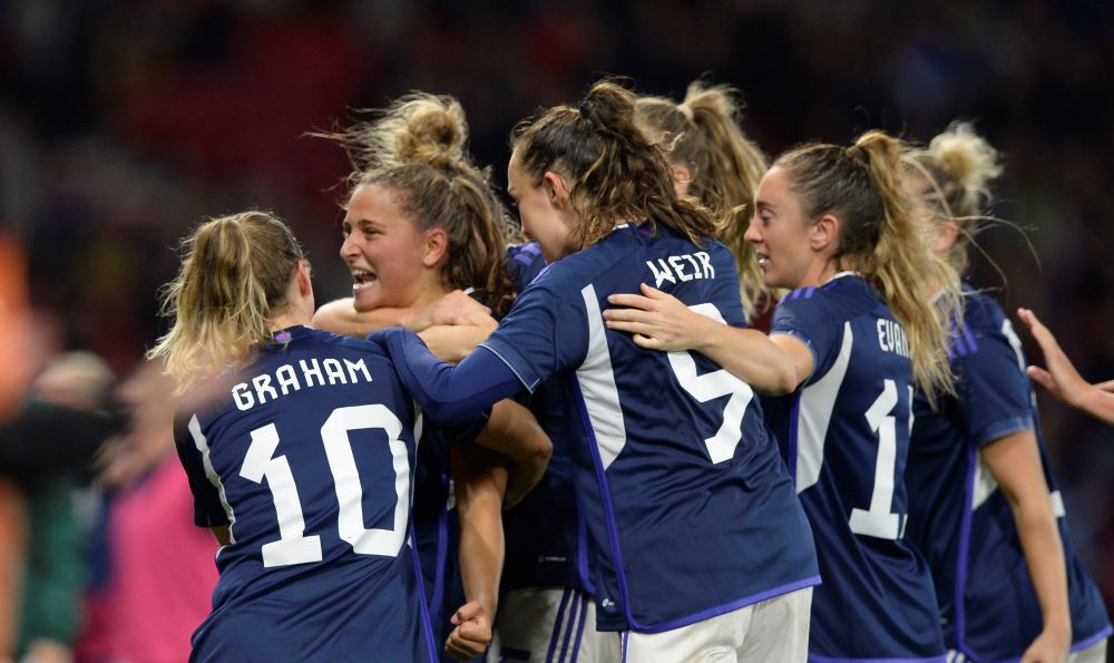 Scotland Women beat Austria i World Cup play-off