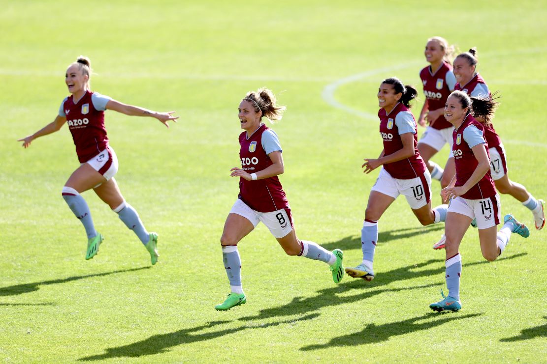 Manchester United Women win promotion Super League after thrashing Aston  Villa, The Independent