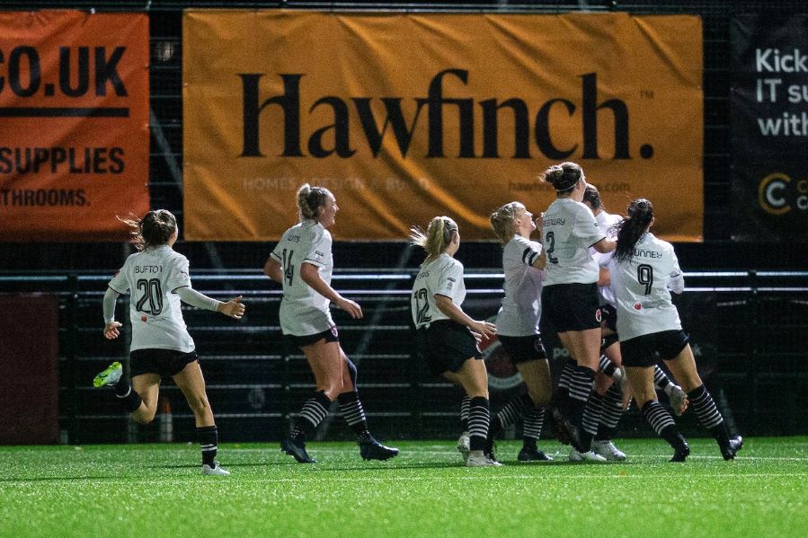 Pontypridd Utd venció a Aberystwyth Town