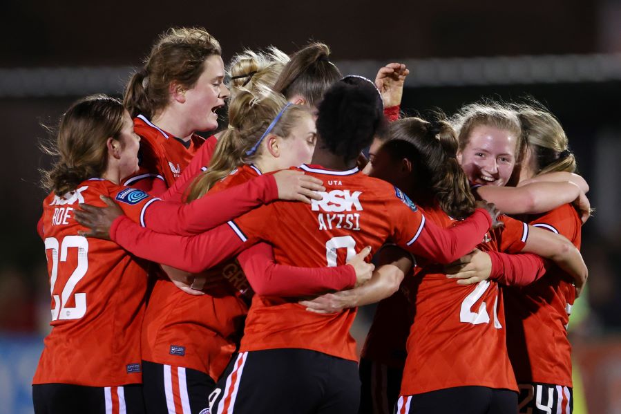 Charlton Athletic Women v Crystal Palace Women - FA Women's Continental Tyres League Cup