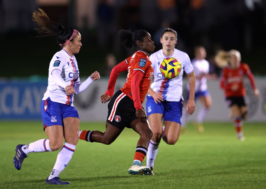 Charlton Athletic Femenino v Crystal Palace Femenino - Copa de la Liga Continental Tires Femenina de la FA