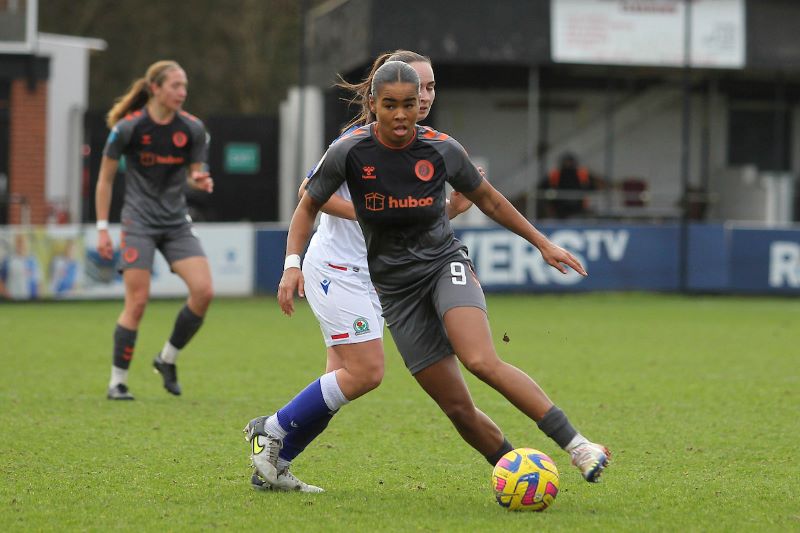 Shania Hayles, ganadora del partido del Bristol City 