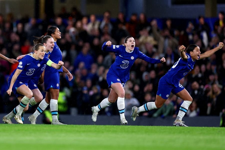 El Chelsea Femenino elimina al campeón de la UWCL, el Lyon, en los penaltis