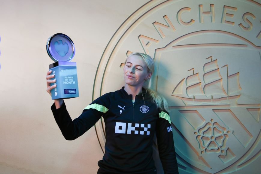 Chloe Kelly of Man City, Barclays’ Player of the Month.