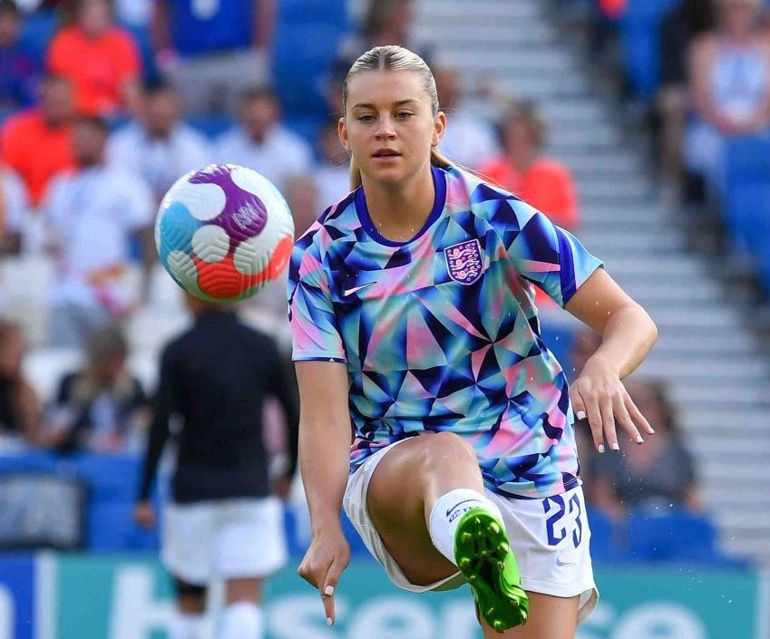 Alessia Russo: Manchester United Women sign England international, Football  News